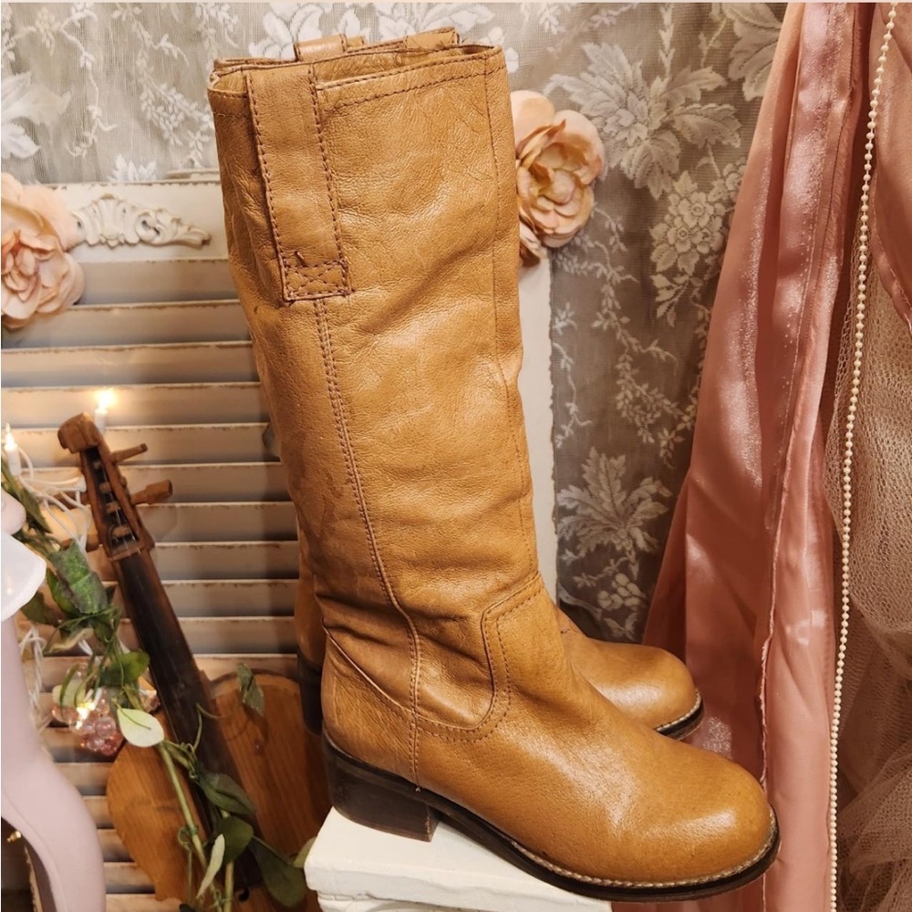 Leather riding boots